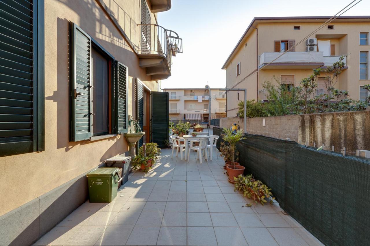 Casa Vacanze Maria 博萨 外观 照片